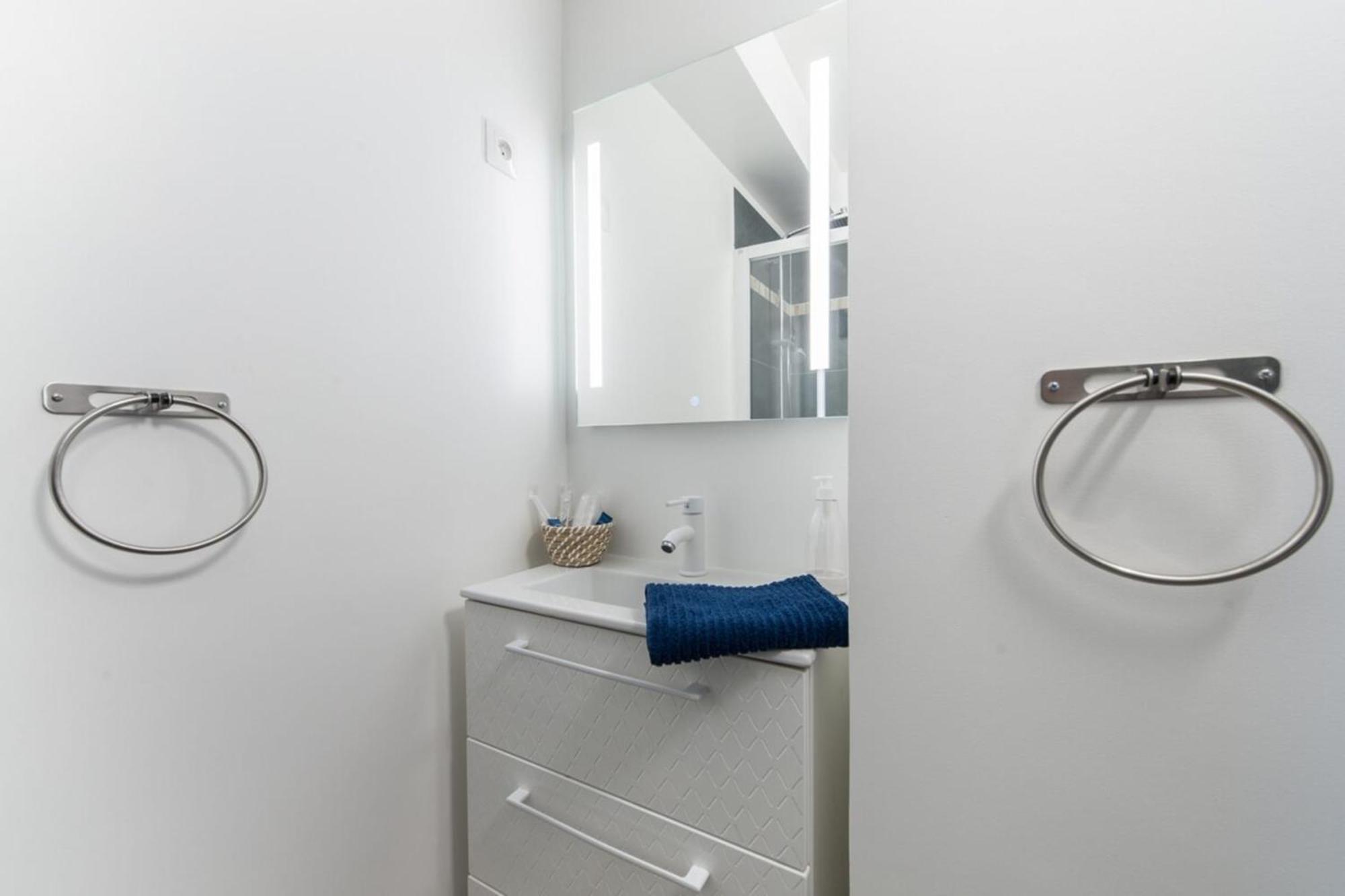 Apartament Cosy La Baie Des Anges - Plage La Ciotat - Classe 3 Etoiles Zewnętrze zdjęcie